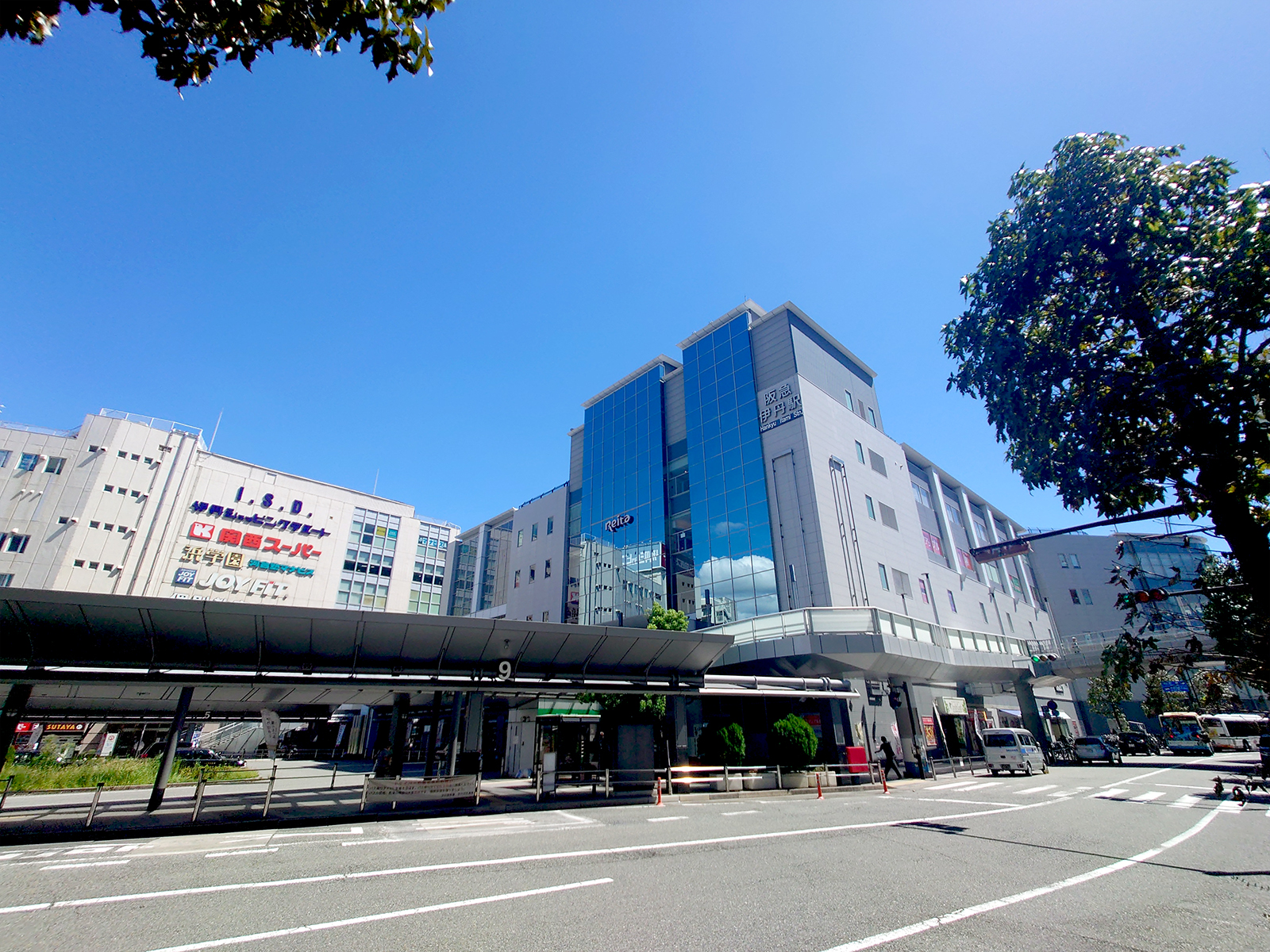 阪急伊丹駅